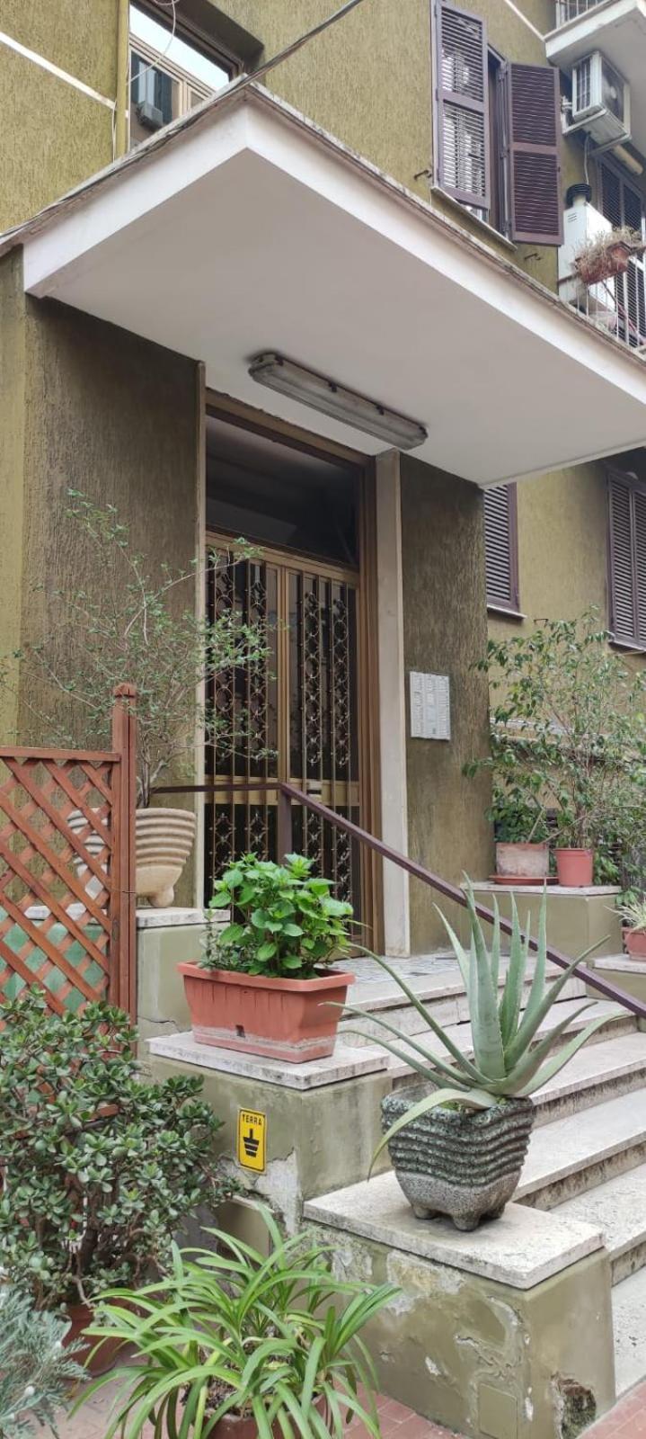 Apartment Modi Rom